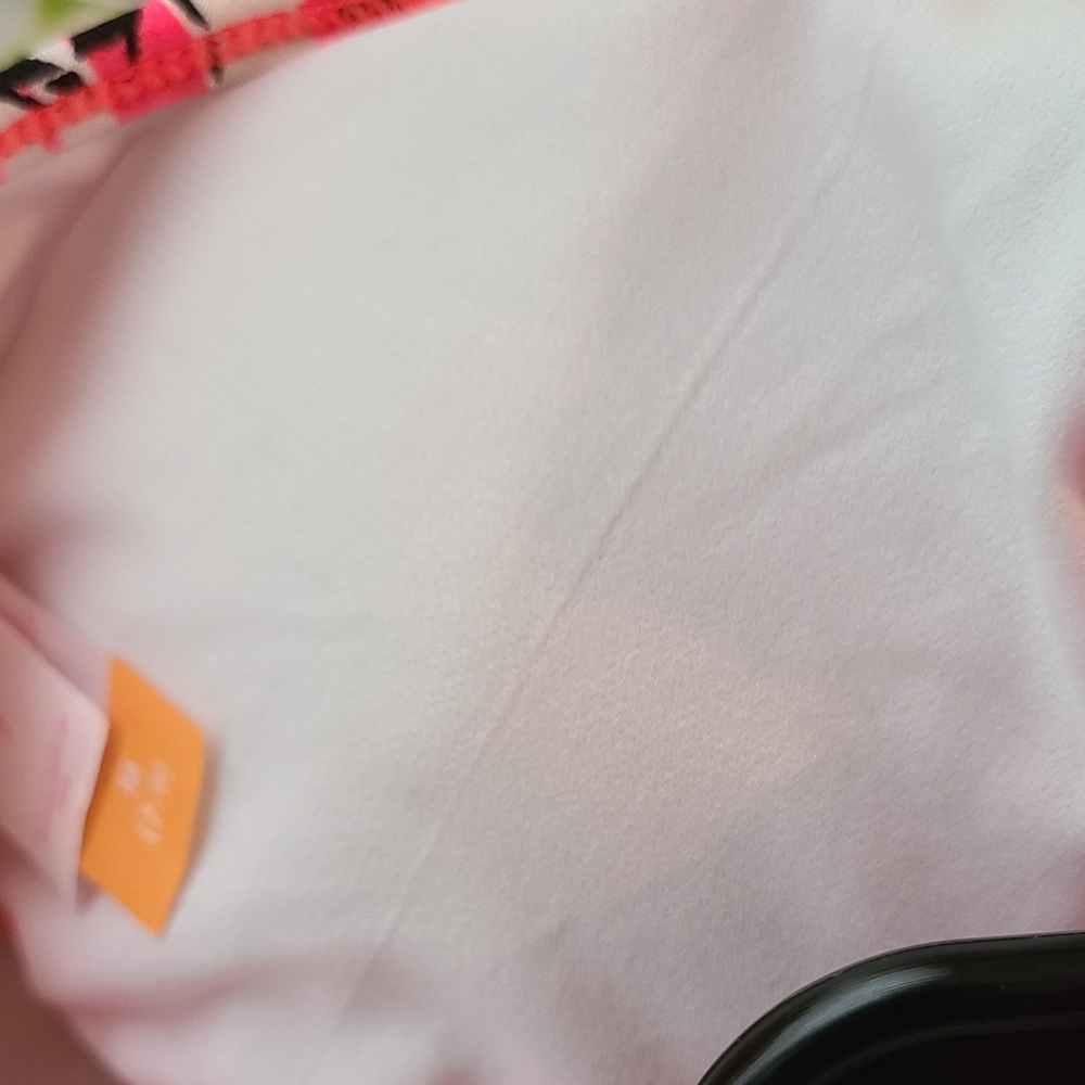 No Boundaries Swim Top - Picture 10 of 11